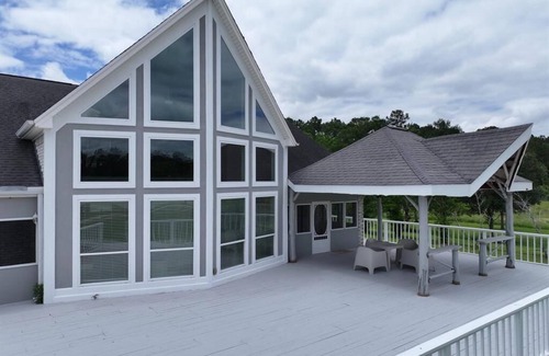 Beaumont Casa | Spacious 5-bedroom house with AC, outdoor area in charming Beaumont.