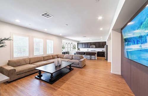 Winchester Casa | Spacious 5-bedroom house with AC, WiFi in awesome Murrieta
