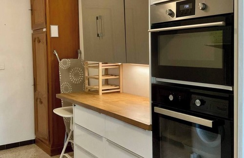 Tourbes Casa | Spacious 5-bedroom house in Tourbes with AC - 5 mins from Pezenas