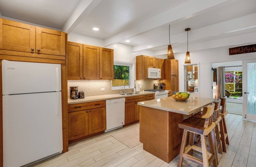 Hanalei Casa | Spacious 5-bedroom house with AC, WiFi in gorgeous Hanalei