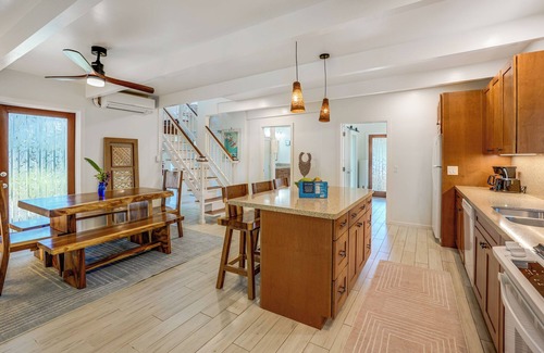 Hanalei Casa | Spacious 5-bedroom house with AC, WiFi in gorgeous Hanalei
