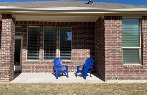 Fort Worth Casa | Spacious 5-bedroom house in Fort Worth w with WiFi, AC