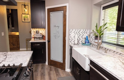 Fairwood Casa | Spacious 5-bedroom house in North Spokane with Hot tub & game room.