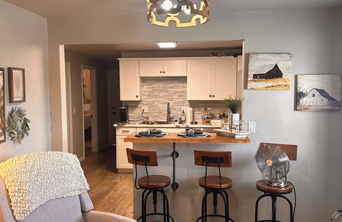 Delta Casa | Spacious 5-bedroom house in delightful Delta with WiFi