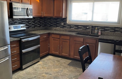 Green Valley Ranch Casa | Spacious 5-bedroom house with WiFi, fitness room in welcoming Denver