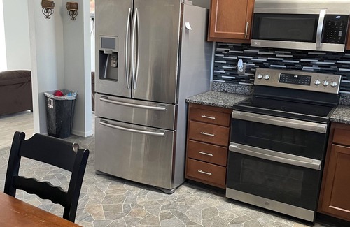 Green Valley Ranch Casa | Spacious 5-bedroom house with WiFi, fitness room in welcoming Denver