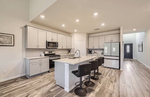 Haslet Casa | Spacious 5-bedroom house in charming Northstar Community north of Fort Worth