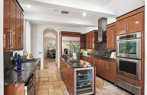 Central Naples Casa | Spacious 5-bedroom luxury house in charming Naples near the beach!