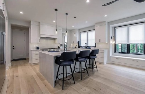 Birmingham Casa | Spacious 5-Bedroom Retreat in Birmingham, MI — Ideal for Families & Groups
