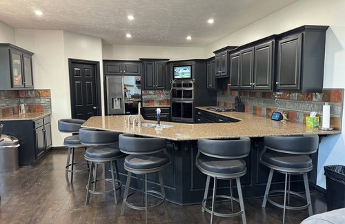Carter Lake Casa | Spacious 5-bedroom house in beautiful Carter Lake with fitness room, WiFi