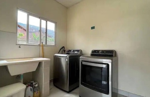 Jarabacoa Casa | Spacious 5-bedroom villa in marvelous Jarabacoa with AC, WiFi