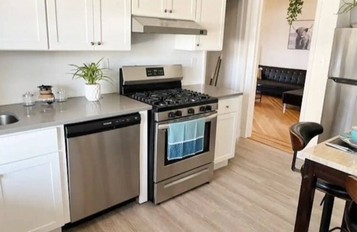 Weehawken Apartamento | Spacious 5 br 2.5 ba double apartment w/ NYC views