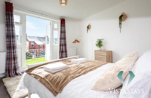 Belle Vue Casa | Spacious 5BDR House By Vista Stays Short Lets & Serviced Accommodation Manchester With Free WiFi, Parking & Netflix