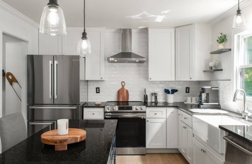 Durham Casa | 5BR Home, 10-Min Walk to Duke, 6-min drive to DPAC