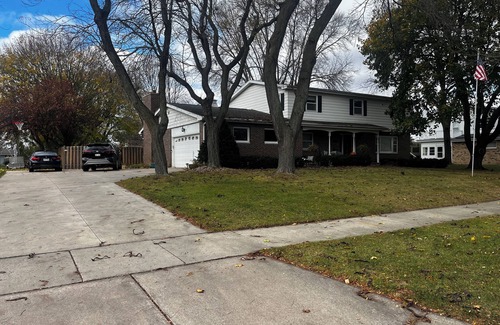 Oshkosh Casa | Spacious 5BR/4BA Getaway in Oshkosh – Perfect for Families & Groups!