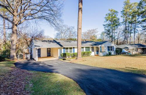 Augusta Casa | Spacious 5BR Home - Fireplace - 7 Min Augusta Natl