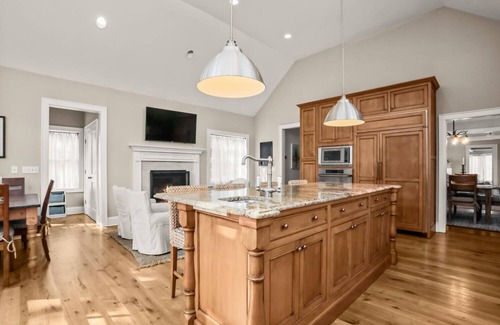 Old Greenwich Casa | Spacious 5BR Old Greenwich Village Home - Walk/Bike to Beach, Train to NYC