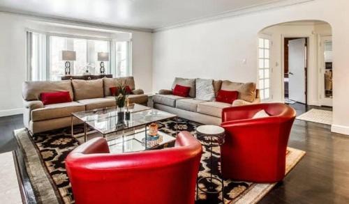 Detroit Casa | Spacious 5BR - Sleeps 10 - University District home