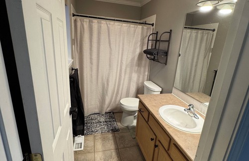 Coeur d'Alene Casa | Spacious 6-bedroom house with AC and WiFi in beautiful Coeur d'Alene