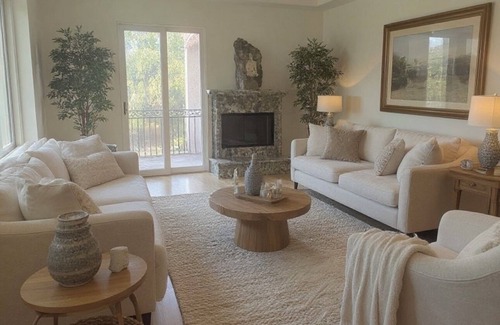 Vista Casa | Spacious 6-bedroom estate in gorgeous Vista with AC