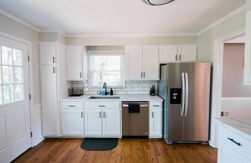 Macon Casa | Spacious 6 bedroom home near Downtown Macon!