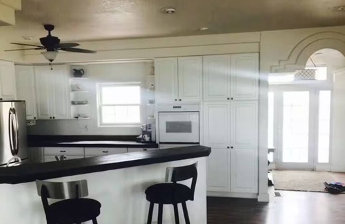 Whitetail Casa | Spacious 6-bedroom house with hot tub and heated indoor pool lovely Ogallala