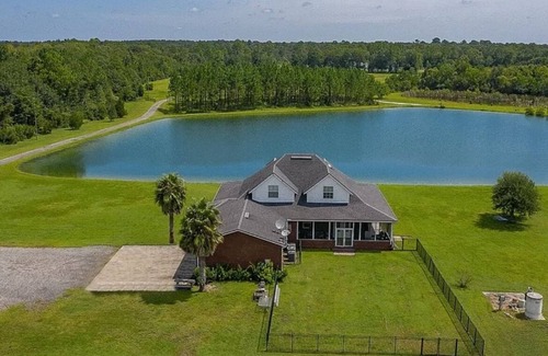 Callahan Casa | Spacious 7-bedroom house in enchanting Callahan just 15 minutes from Jax airport