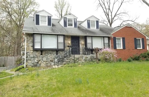 Seabrook Casa | Spacious 7-bedroom house in lovely Lanham