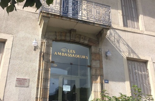 La Bourboule Apartamento | Spacious 78m2 apartment in the center, balcony for up to 6 people