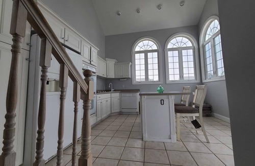Lavallette Casa | Spacious 8 Bedroom Beach House