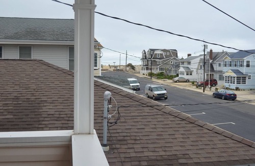 Lavallette Casa | Spacious 8 Bedroom Beach House