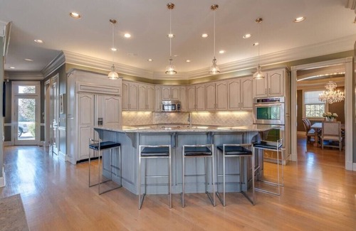 Franklin Casa | Spacious 8-Bedroom Retreat Near Nashville – Perfect for Groups & Gatherings!