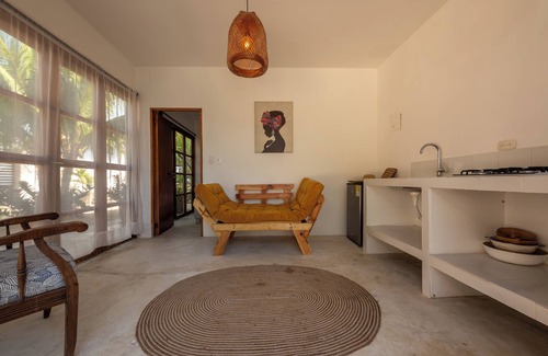 Bocachica Casa | Spacious 8-bedroom villa in welcoming Bocachica