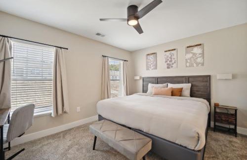 Williamsburg Casa | Spacious 8BR 8BA Combined Condos in Traverse City