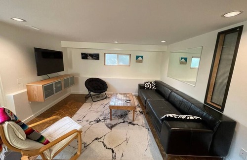 Sidney Casa | Spacious Accessibility Suite