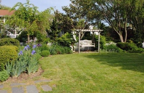 West Cape May Casa | Spacious & Airy With Gorgeous Gardens a Short Walk to Both Beach & Town