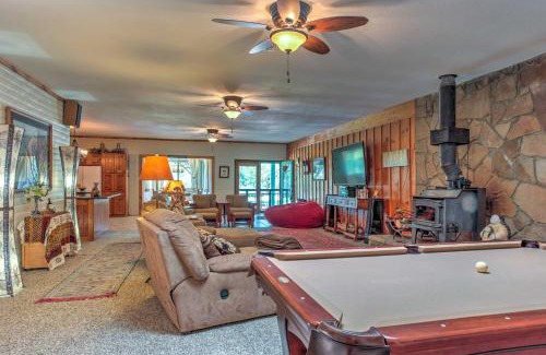 Alto Casa | Spacious Alto House on 8 Private Acres with Hot Tub!