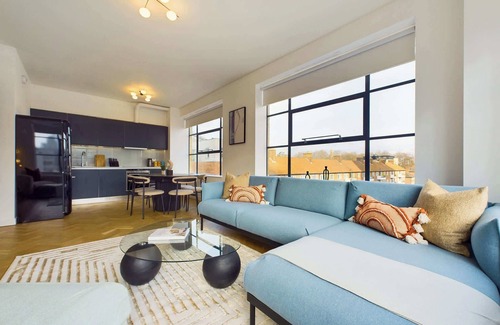 Hoxton Apartamento | Spacious and Bright Apartment by Tech City