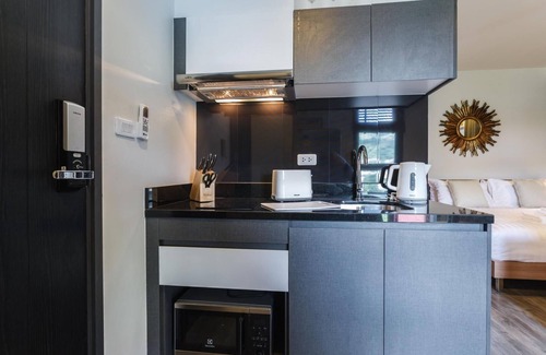 Koh Kaew Apartamento | Spacious and clean apartment in The Deck Patong