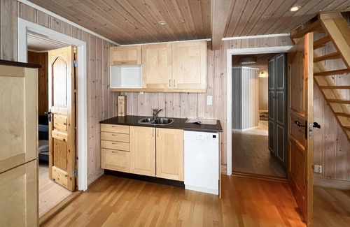 Nordre Land Casa | Spacious and comfortable vacation home not far from the Synna River.