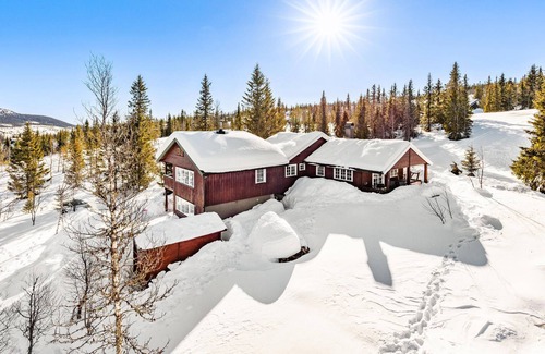 Nordre Land Casa | Spacious and comfortable vacation home not far from the Synna River.