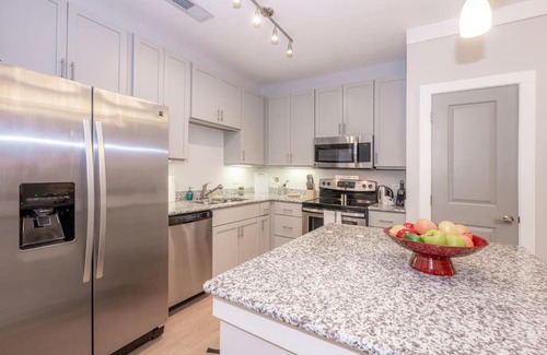Morrisville Apartamento | Viagem Perfect 1BR with Gym, Workspace, Balcony