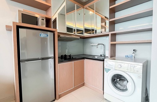 Bangka Apartamento | Spacious and Comfy Big Studio Apartment at Kemang Mansion