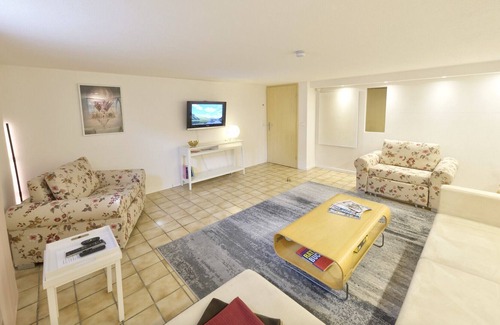 Gramsham Condominio | Spacious and cozy 2 room apartment, near Alz and Chiemsee