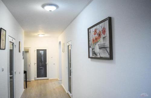 Calea Sever Bocu Apartamento | Spacious and cozy 3BD+Terrace Couples Apartment