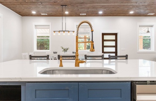 Muskegon Casa | Spacious and elegant barndominium in Howard City.