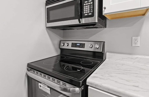 Huntsville Apartamento | Spacious and Fully Renovated 2 BR, 1 RR