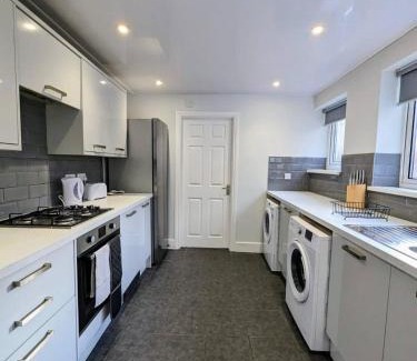 North Bitchburn Casa | Spacious And Homey 4 Br House