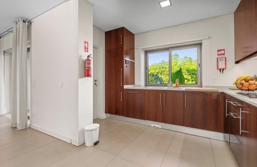 Luz de Tavira Casa | HostWise - Spacious and Luxurious w/ Terrace and Pool