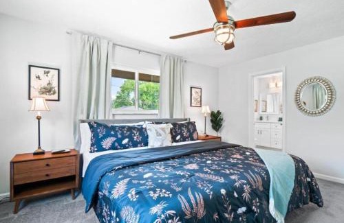 Strongsville Casa | Spacious and Luxury Designed Ranch with Game Room